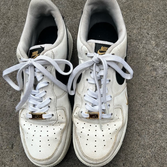 Nike AF1s - Picture 2 of 4